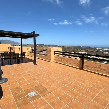 Tranquil Hideaway With Sun-drenched Ample Terrace
